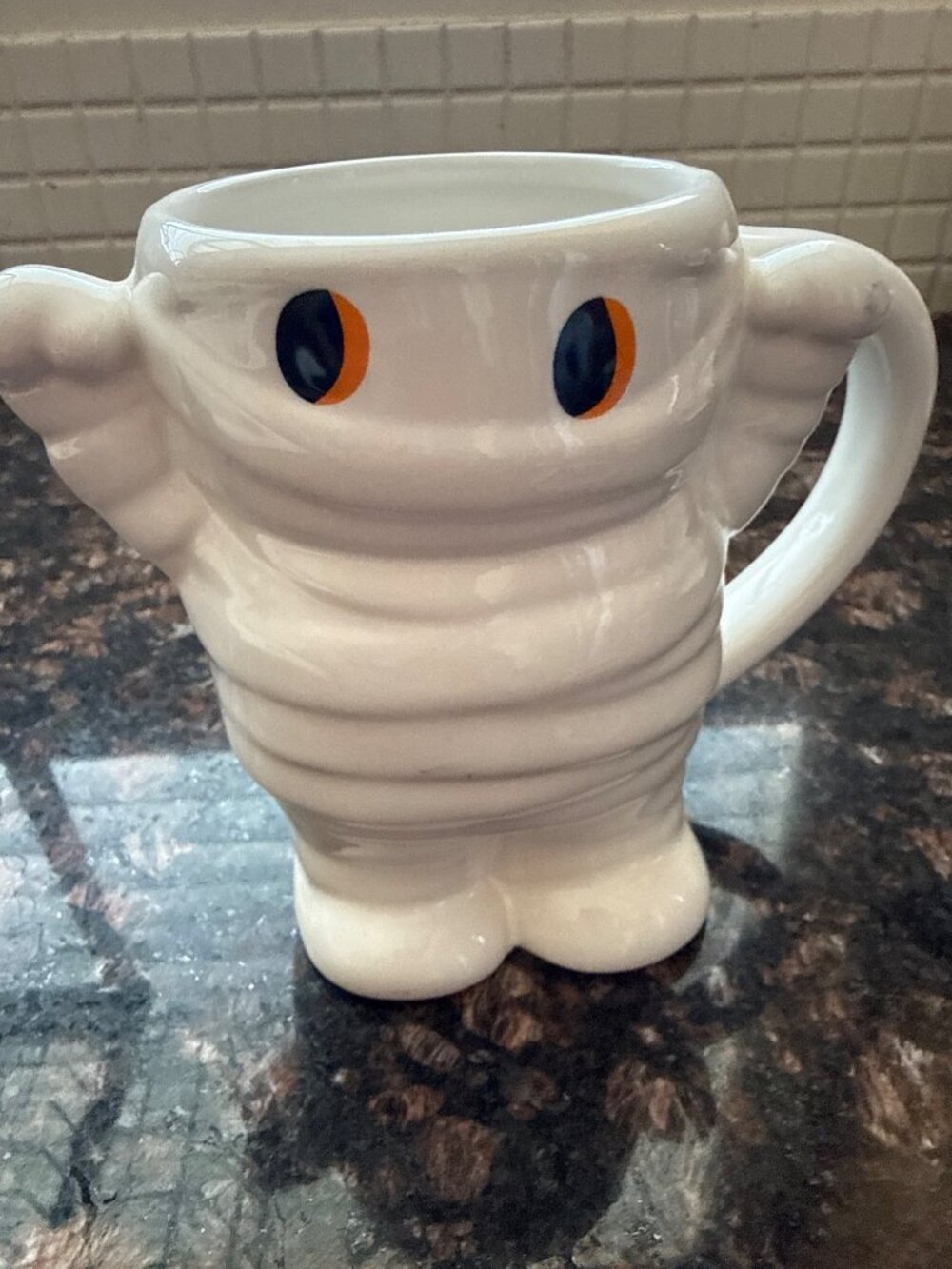 Hyde & Eek! Mummy-Themed Ceramic Halloween Coffee Cup White Novelty Scary Spooky